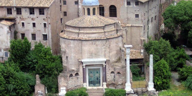 Basilica Ss Cosma e Damiano Roma