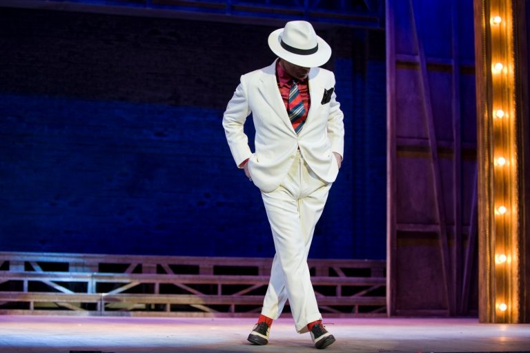 “Teatro del porto”: un viaggio nel passato, omaggio a Raffaele Viviani