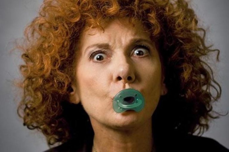 Cinzia Leone all'ombra del colosseo