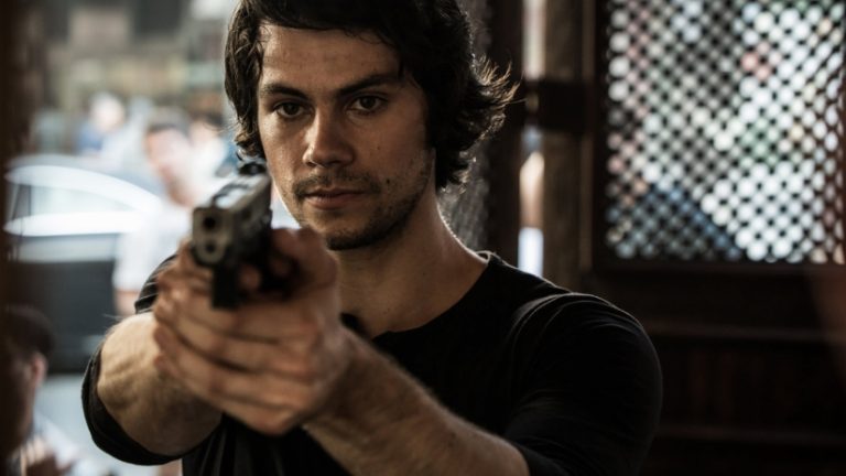 American Assassin, Dio benedica l’America