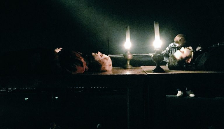 I cavalli bianchi a Rosmersholm si fanno vedere a qualunque ora