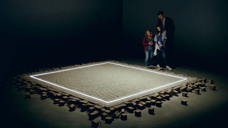 The Square, un santuario di fiducia e altruismo