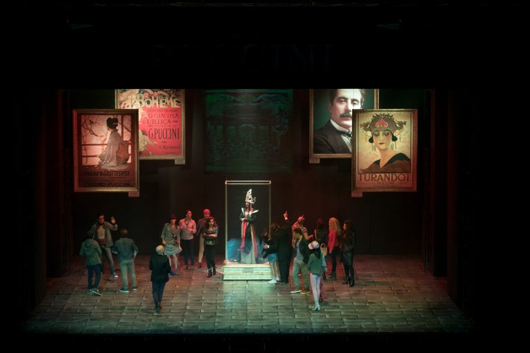 “La regina di ghiaccio”: il musical con Lorella Cuccarini al Teatro Brancaccio