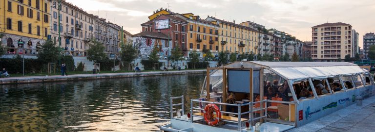 Navigli di Milano: il cinema Bianchini si trasferisce su un battello!