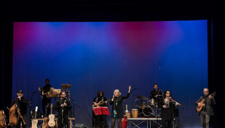 Daltrocanto: siamo tutti fatti di terra, mare e di stelle