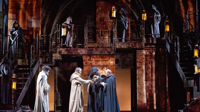 Il Nome della Rosa. Quando un capolavoro si fa teatro