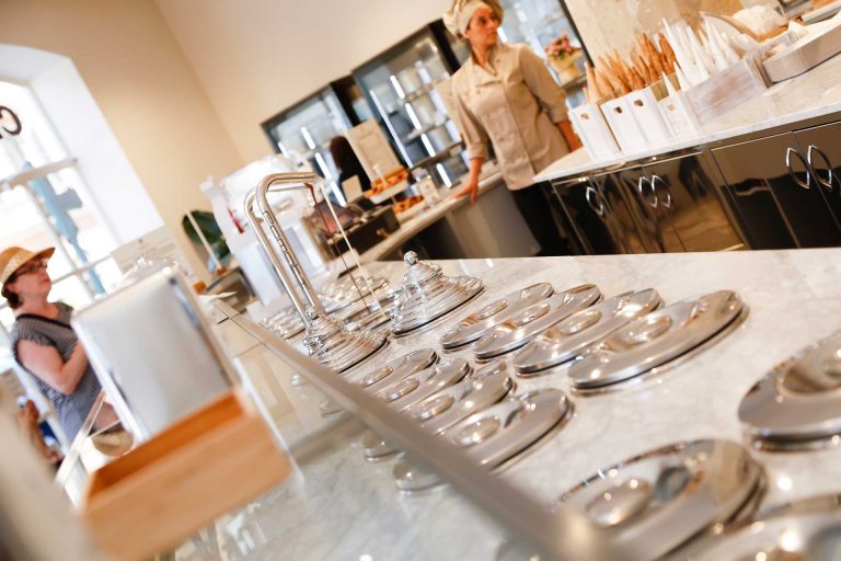 Apre a Roma Cremilla, la gelateria con pasticceria “Oltremodo golosa”