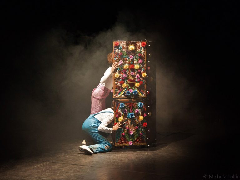 SISTER(S) - piccolo teatro grassi