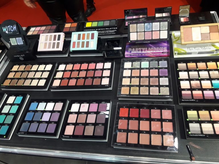 Roma International Estetica 2020: per gli spacciatori di cultura arriva la “penna-profumo”!