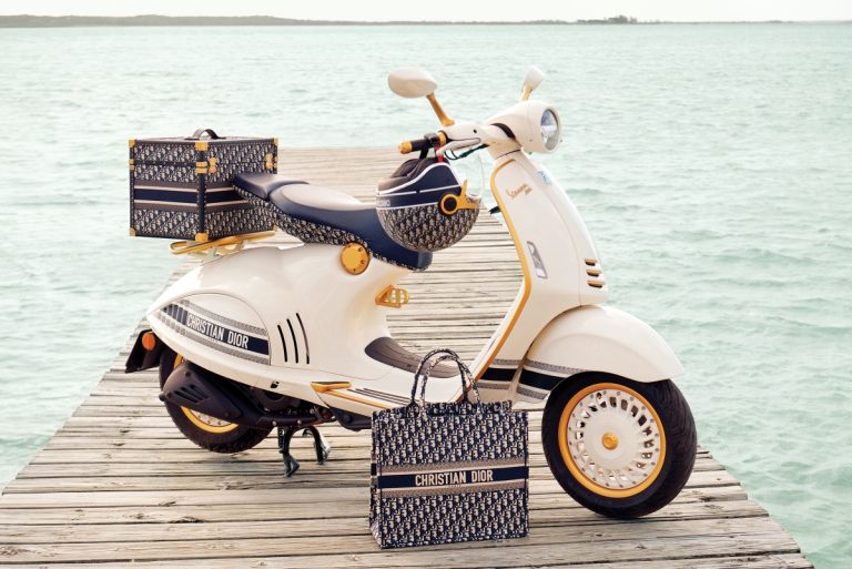 Vespa e Dior insieme per festeggiare i 75 anni di un mito