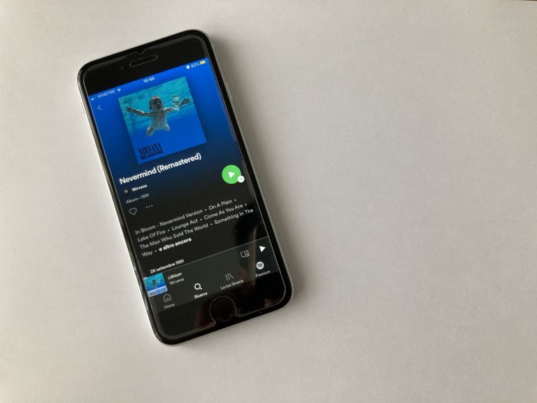 Nevermind album nirvana recensione