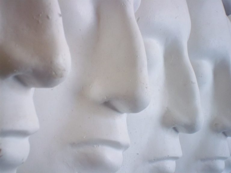 Effetto snapchat: ormai ti piaci solo con il filtro dei Social Media