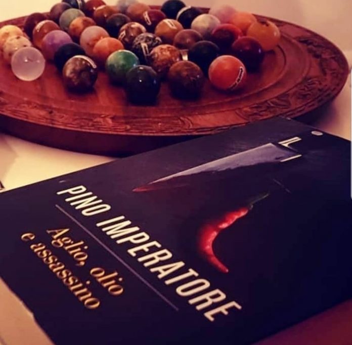 Aglio-olio-e-assassino-di-Pino-Imperatore-la-recensione-del-libro