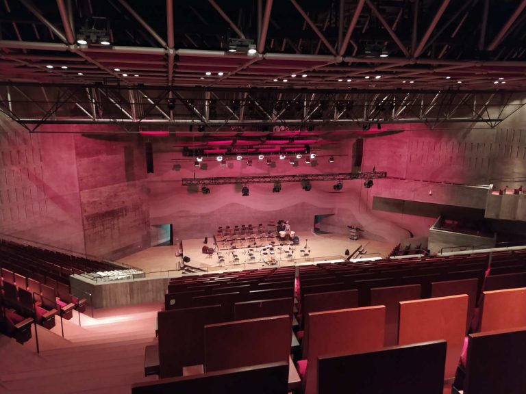 Sanremo 2021, Covid-19 edition: vengo anch’io, no tu no!