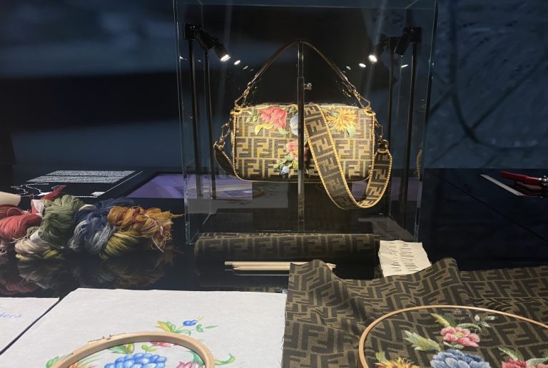 Mostra Fendi hand in hand roma 2021