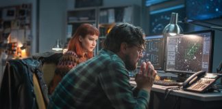 don't look up recensione film