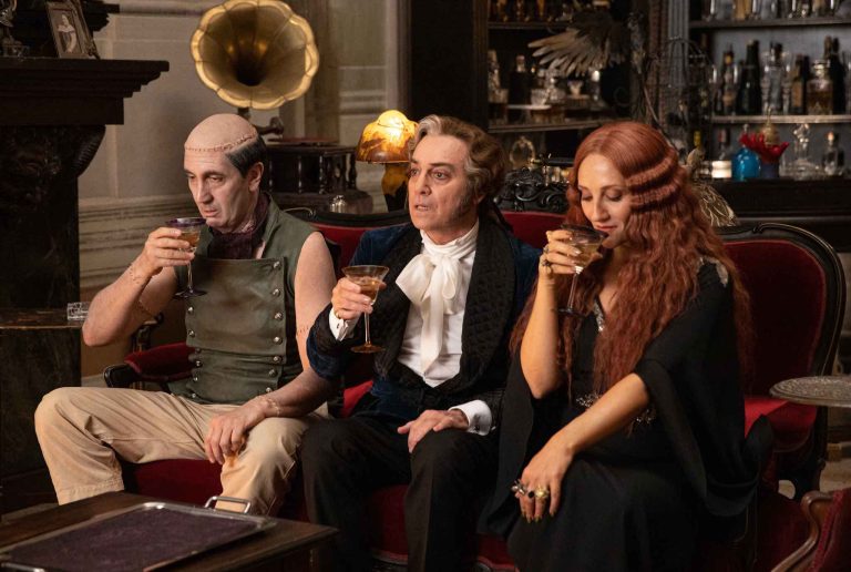 una-famiglia-mostruosa-recensione