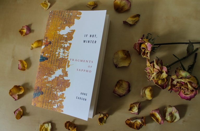 Poetessa legge poetessa: Anne Carson traduttrice di Saffo